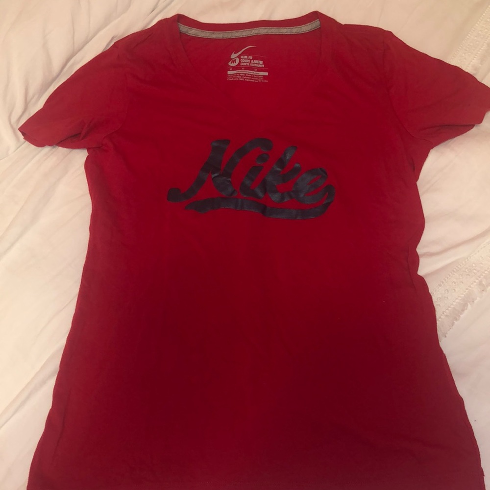 Nike slim fit shirt size medium